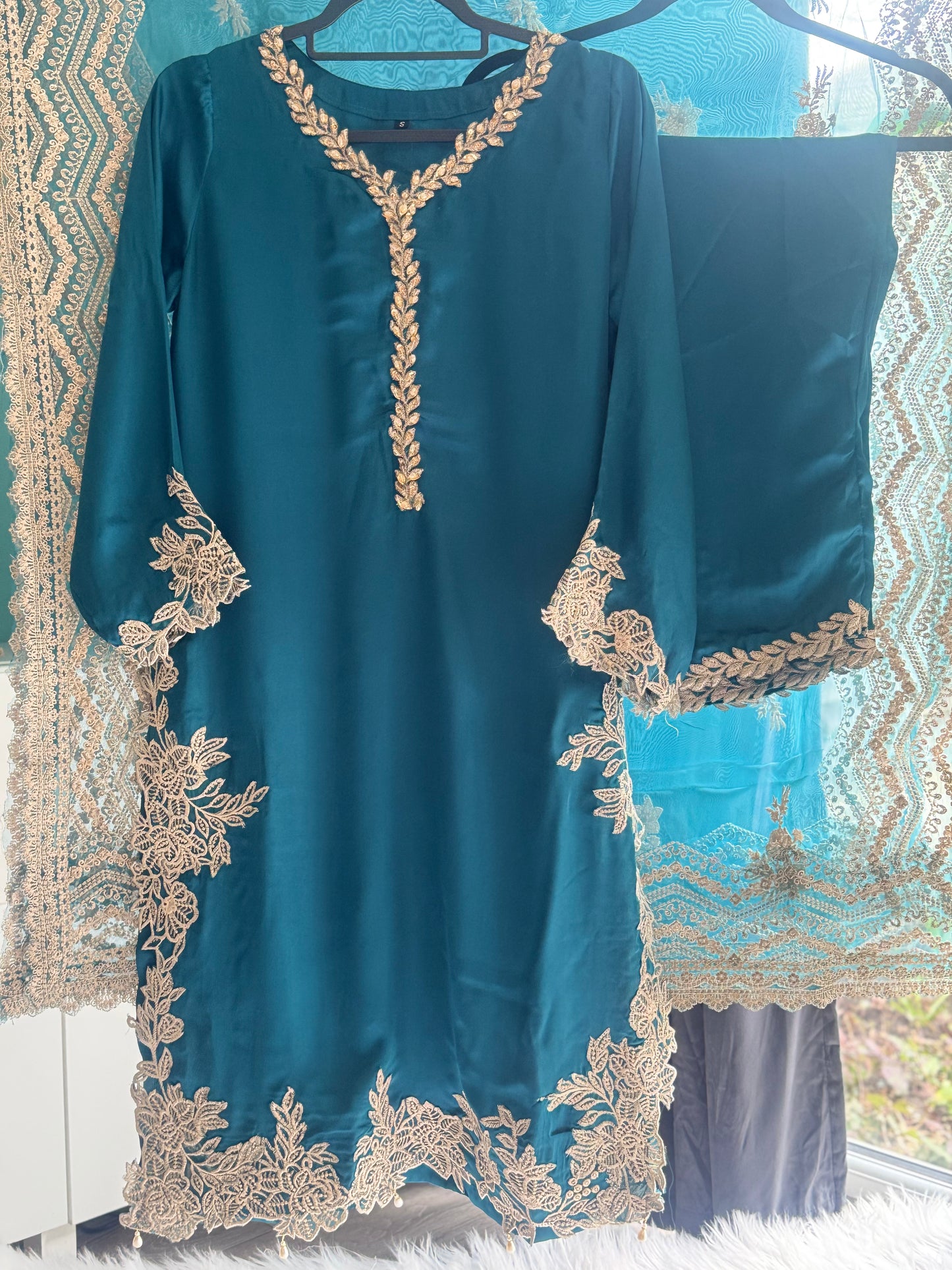 TAZIM LEBAAS | 3PC EMROIDERED SILK WITH EMBROIDERED ORGANZA DUPATTA| TEAL